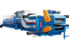 Production line of intermittent sandwich panels made of PU