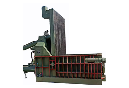 Horizontal hydraulic press for compressing metal residues Horizontal hydraulic press for compressing metal residues