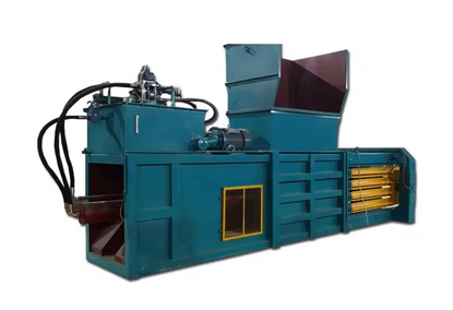 Hydraulic horizontal press for packaging cardboard and waste paper Hydraulic horizontal press for packaging cardboard and waste paper