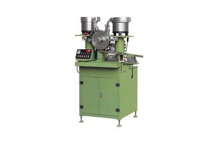 Cold forming machine for hex nuts