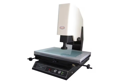 Manual optical measuring system
