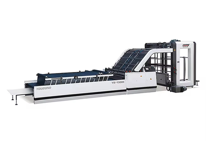 Laminating machine with flip function
