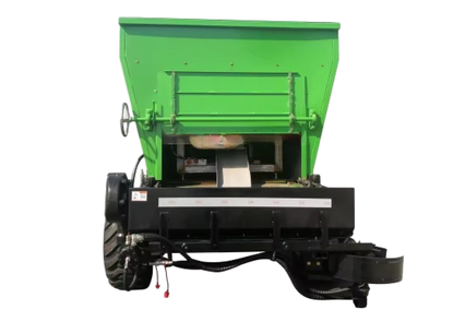Fertilizer spreader with hydraulic drive Fertilizer spreader with hydraulic drive