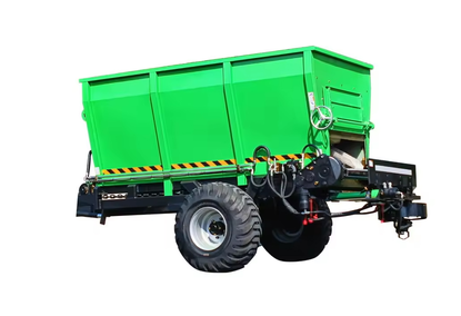 Fertilizer and manure spreader
