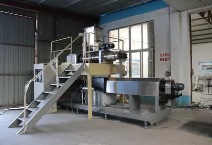 Automatic line for the production of pet food, dogs, cats, fish