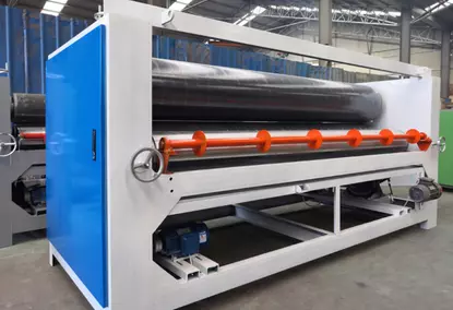 A machine for applying glue to plywood A machine for applying glue to plywood