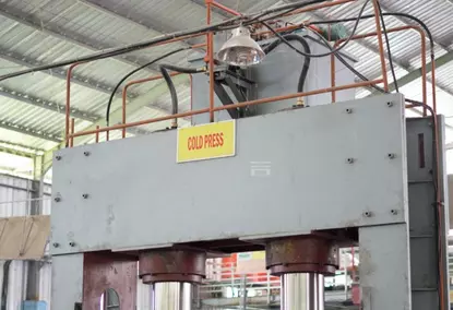 Cold press for plywood
