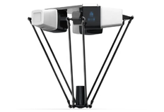 Robotic arm for parallel movement