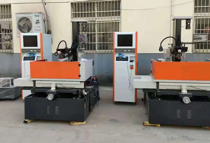 High Quality EDM Dk7725 Wire Cutting Machine