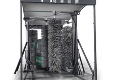 Robotic bus wash